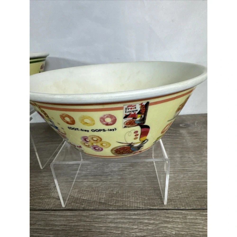 Kelloggs Cereal Bowls ~ 2011 ~ 2 Different Vintage Labels ~ Hard Plastic